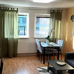 Orange Aparthotel 3*