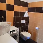 Orange 3*
