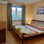 Orange Aparthotel
