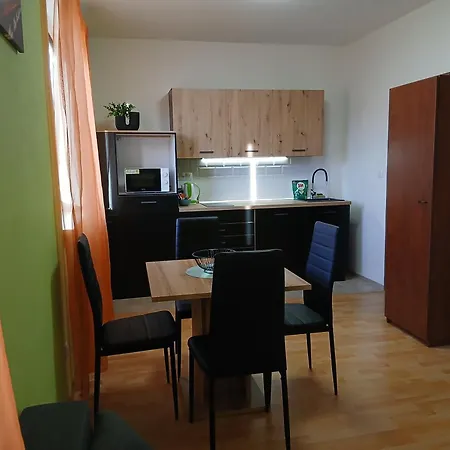 Orange Uherské Hradiště