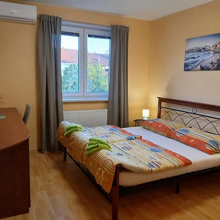 Orange Apartahotel
