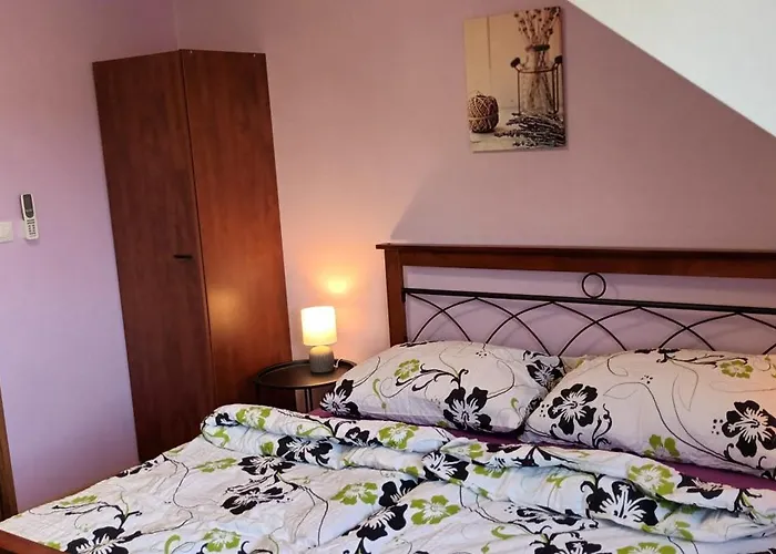 Orange Aparthotel 3*